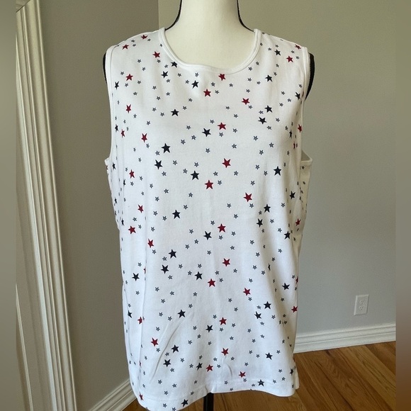 Croft & Barrow extra large red white and blue tank stars July 4th  fireworks - Picture 2 of 8